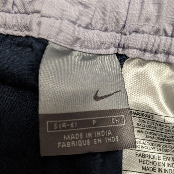 Nike Navy Blue Windbreaker Capris Lavender Stripe Women's Size Small - Picture 8 of 9